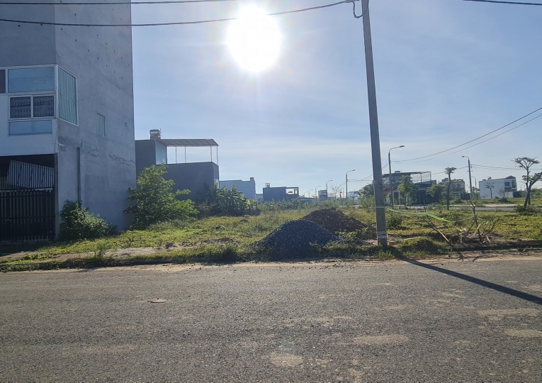 Nam hòa xuân Đường 10,5m Block B2.82